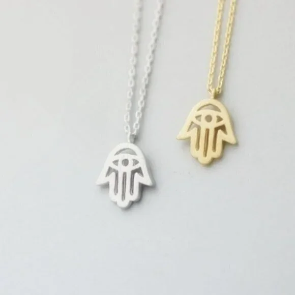 Silver Hamsa Dainty Necklace - Picture 4 of 5